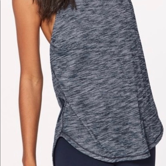 Lululemon Raise the Barre Tank - Picture 2 of 4